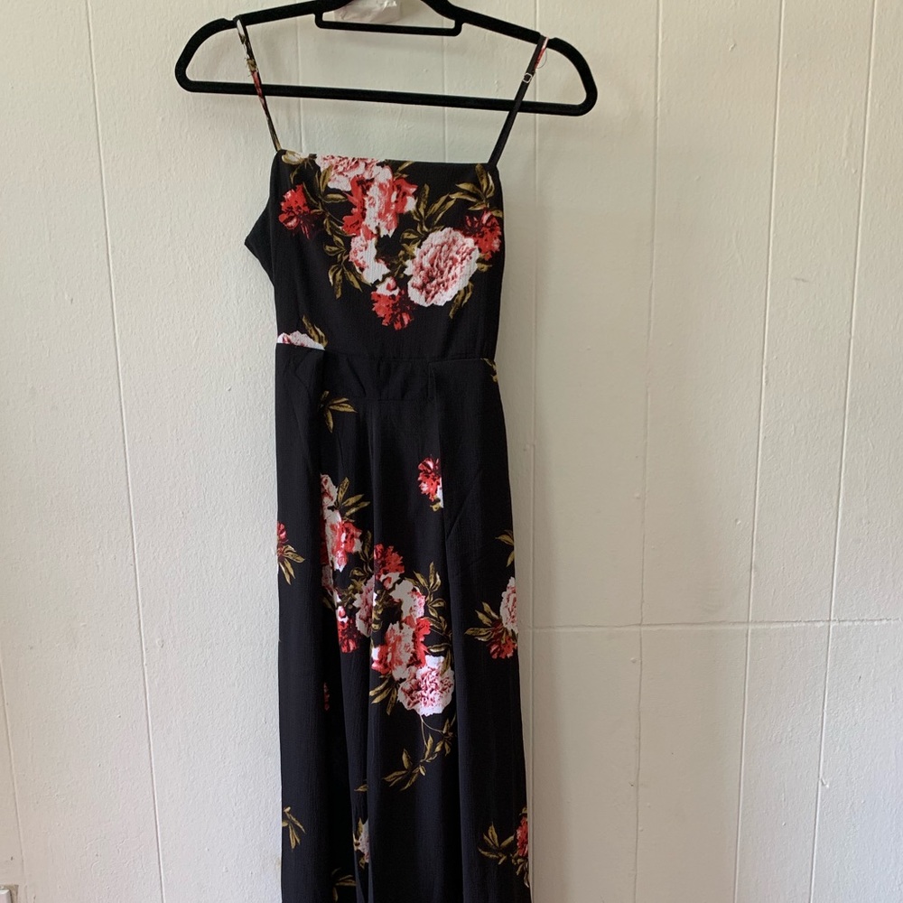 Floral Romper W/Back cut out